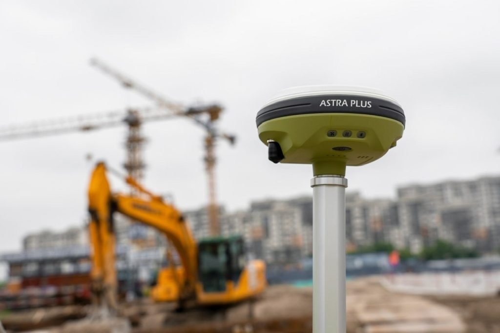 Máy Astra Plus GNSS Receiver